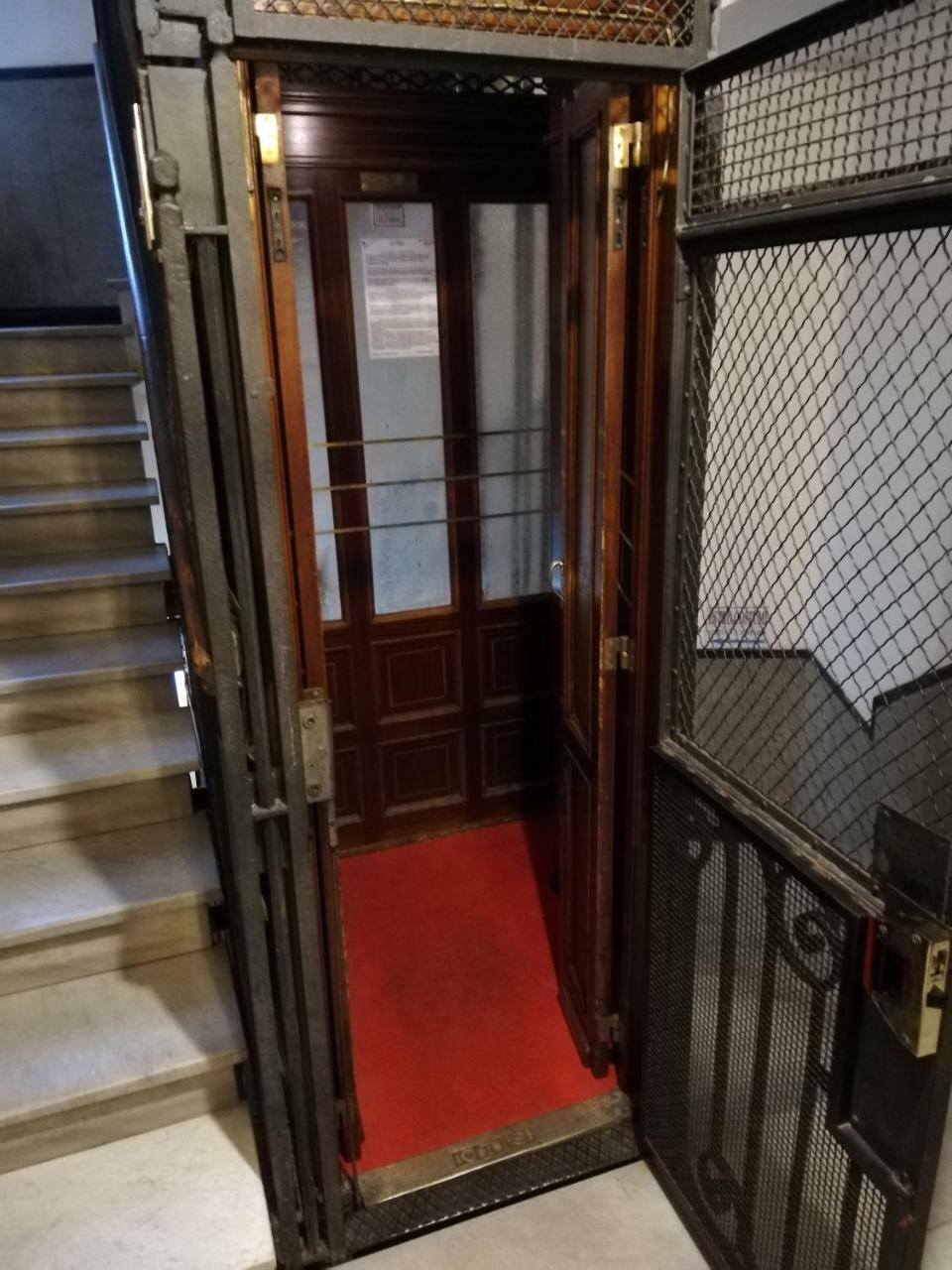 Affittacamere Landlord In Trastevere Roma